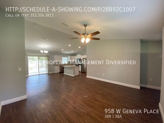 Building Photo - Citrus Springs 3 bedroom 2 bath 2 car gara...