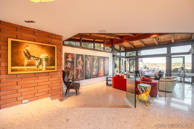 Foto del edificio - 4478 Hortensia St