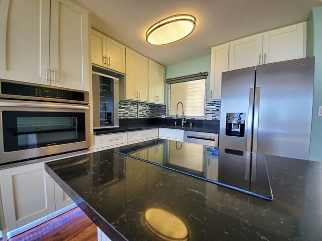 Foto del edificio - Available now | 2 Bedroom, 2 Bathroom with...