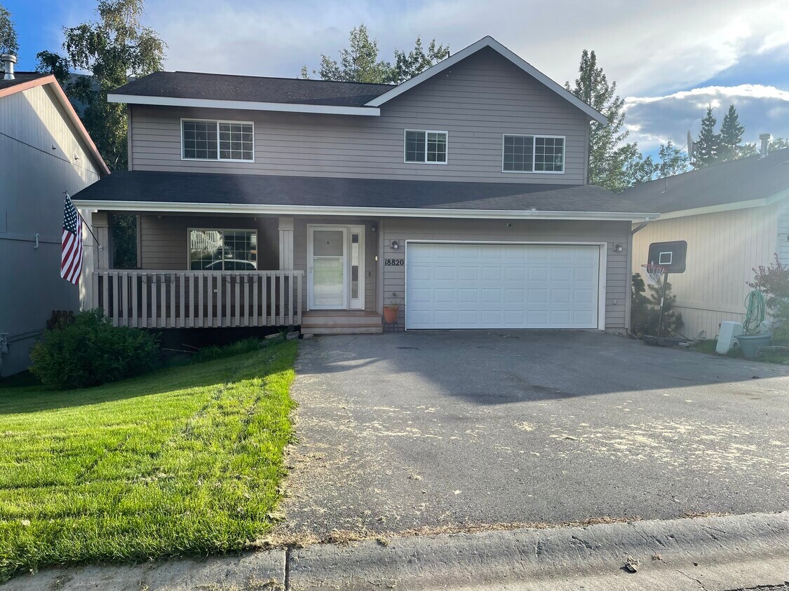 Front of the House - 18820 Danny Dr