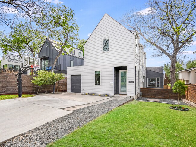 Foto del edificio - 1602 Newton St