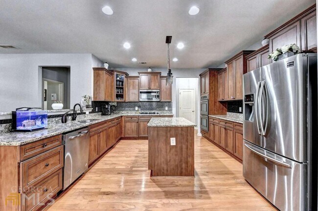 Building Photo - 11923 Aspen Forest Dr