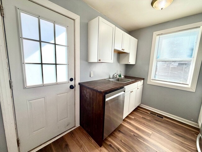 Foto del edificio - Central Location to Huntsville!