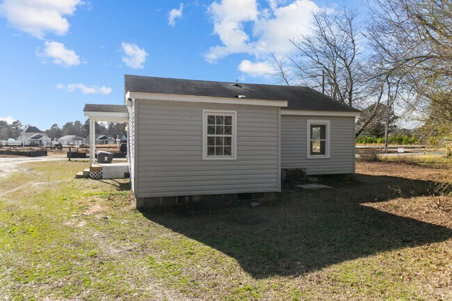 Foto del edificio - 610 Wondertown Dr