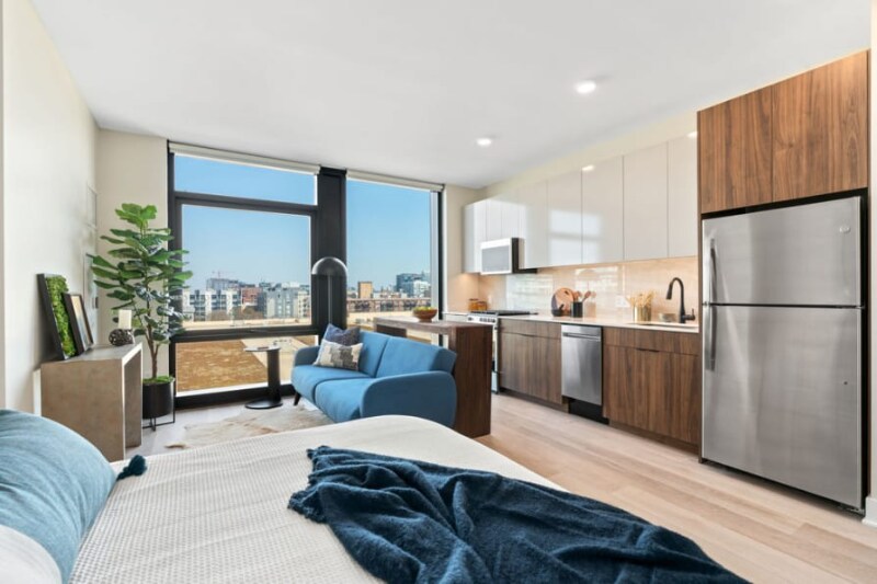Foto principal - 1120 W Van Buren St