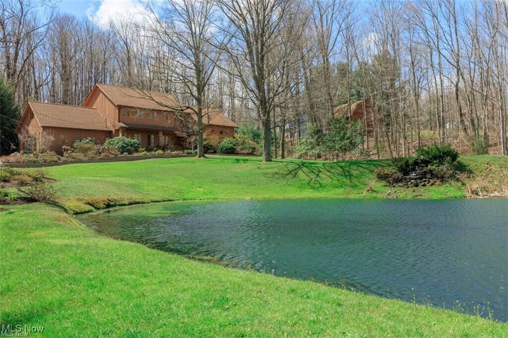 10613 Sherman Rd Chardon, OH 44024 – photo 1 of 42