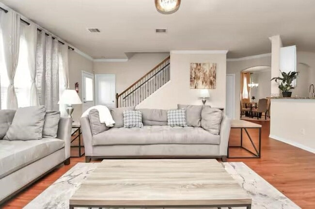 Building Photo - 18335 All Oak Trail