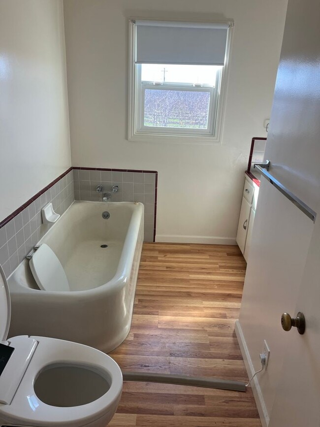 Building Photo - 3636 Beecher Rd