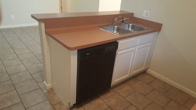 Building Photo - 234 Morningview Dr