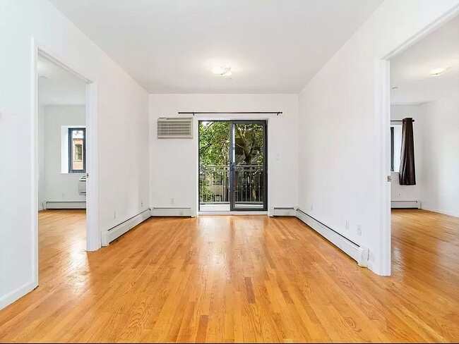Central common room - 529 W 147th St