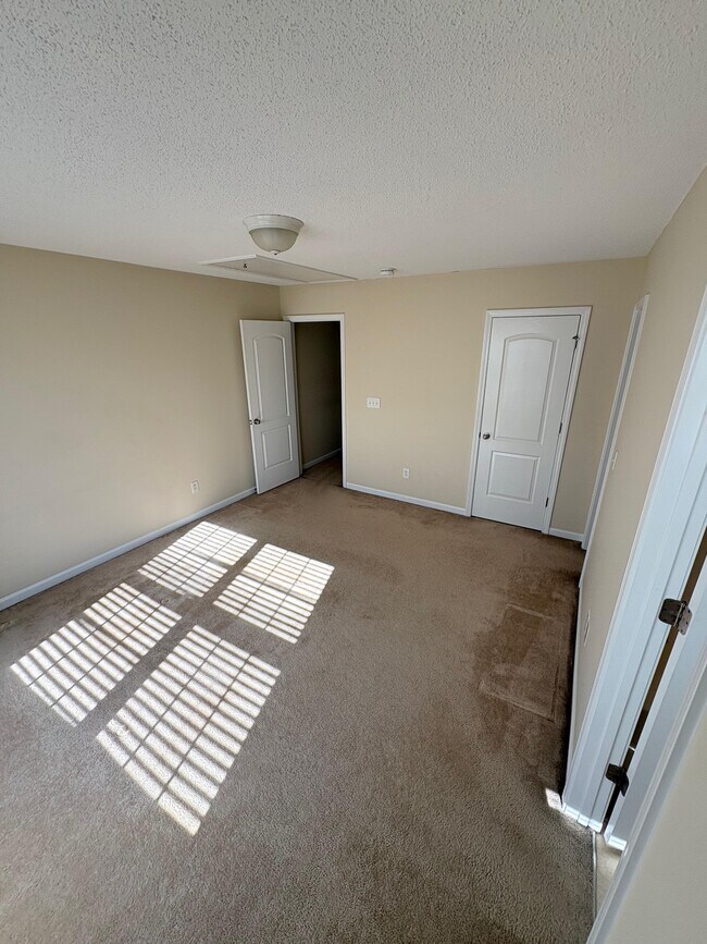 Foto del edificio - 7362 Colleen Park Dr