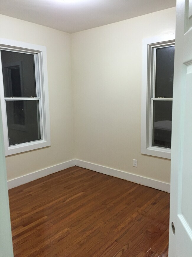 Foto del edificio - 75 Heath St