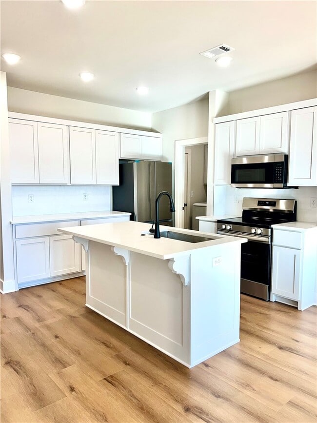 Foto del edificio - 1801 Lapis Ave