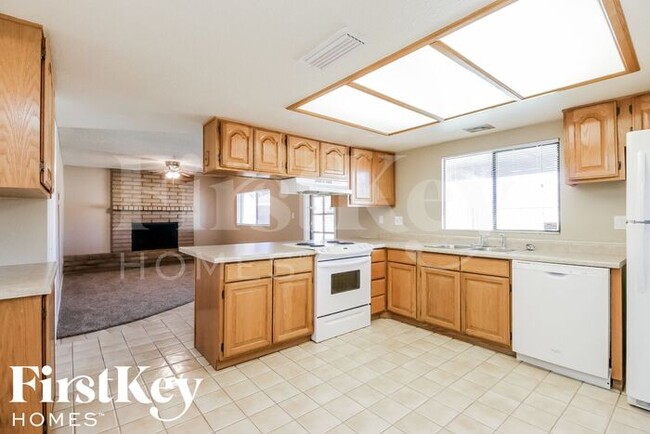 Foto del edificio - 5106 S Rockford Dr
