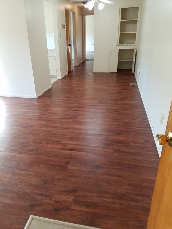 New flooring in select units! - Princeton Park Apartments