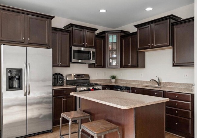 Building Photo - "Coming Soon" Close to FT MEADE -- Fresh &...