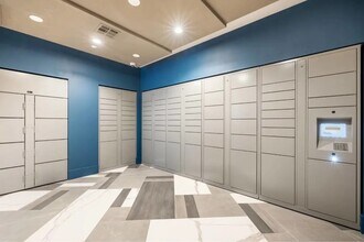 Building Photo - 1317 Post Oak Park Dr