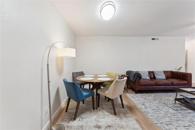 Foto del edificio - 5132 Amesbury Dr