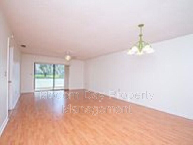 Building Photo - 6420 River Run Blvd