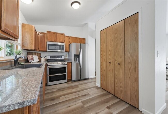Foto del edificio - 2706 N Chestnut St
