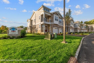 Building Photo - 221 Brighton Ave