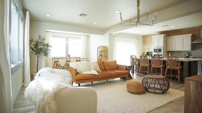 Foto del edificio - 2676 Brooklyn Ln