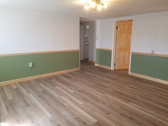 Foto del edificio - 1244 Rhyne Camp Rd