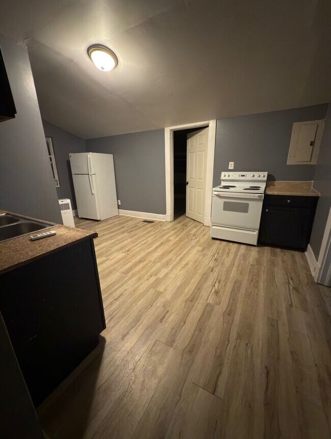 Foto del edificio - 2 Bed 1 Bath unit