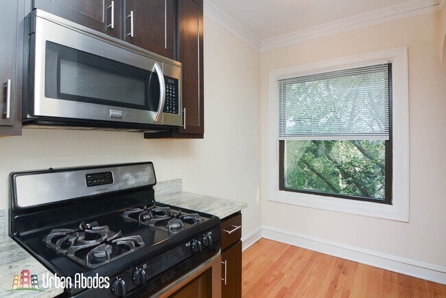 Foto del edificio - 4614 Paulina N St