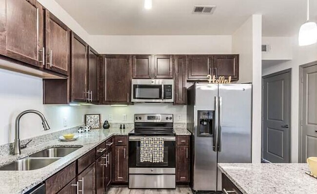 Building Photo - 2 bedroom in Richmond TX 77407