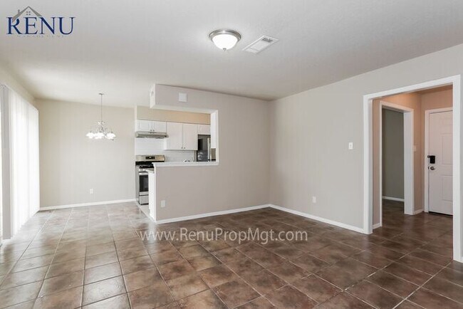 Foto del edificio - Available Now! 25% off first month's rent ...