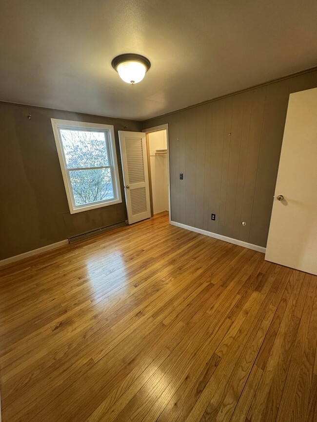 Building Photo - 20 Wild Berry Dr