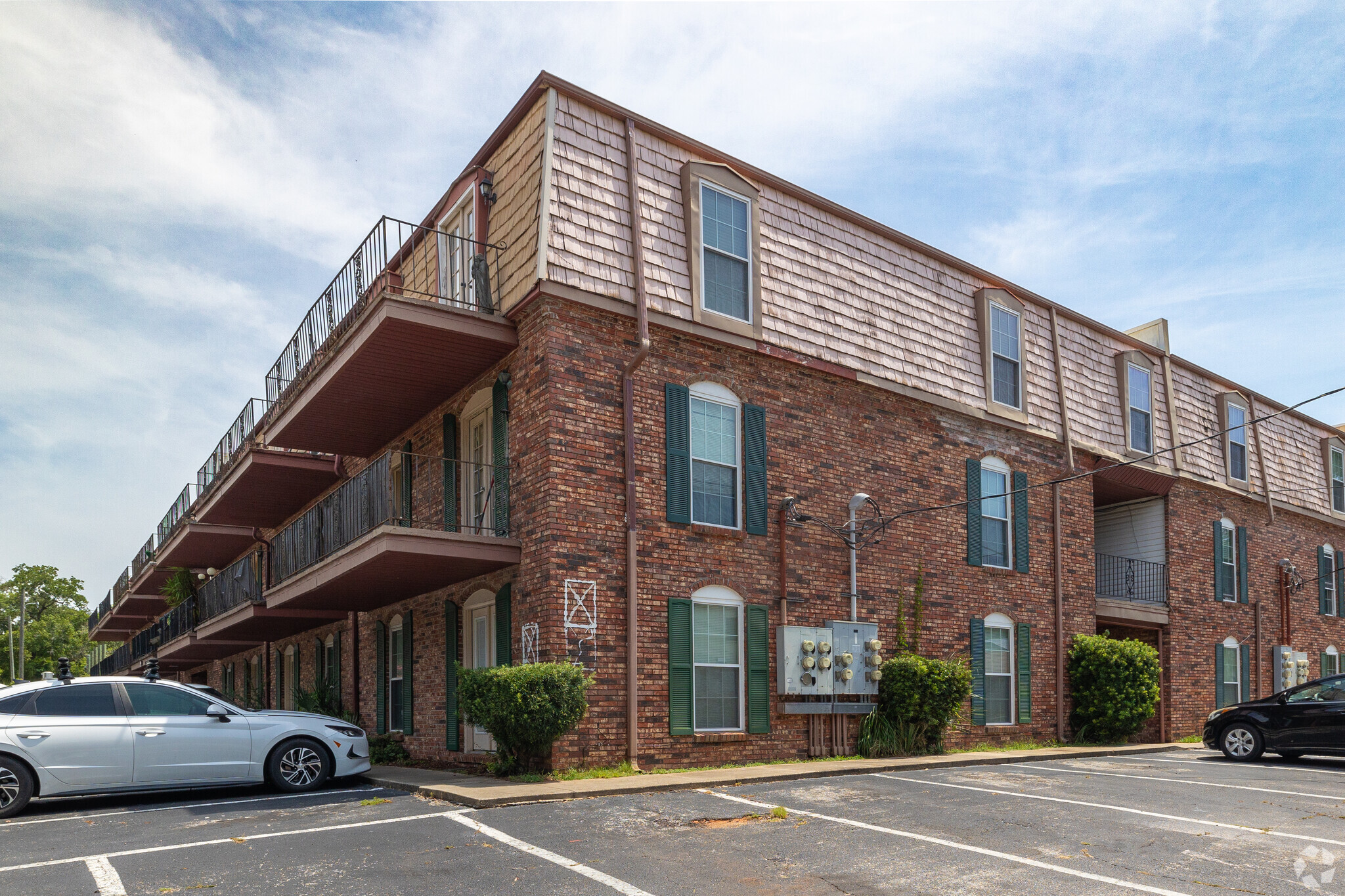 Bayou Breeze Condominiums