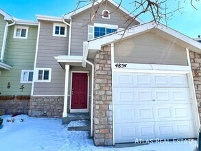 Building Photo - 4854 Crystal St