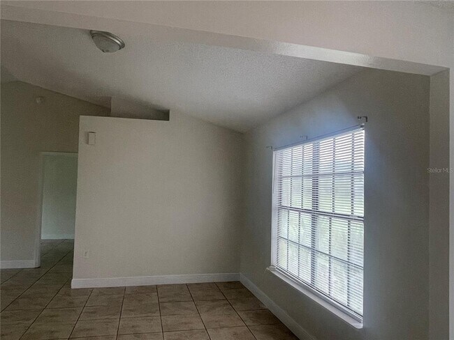 Foto del edificio - 820 Blanc Ct