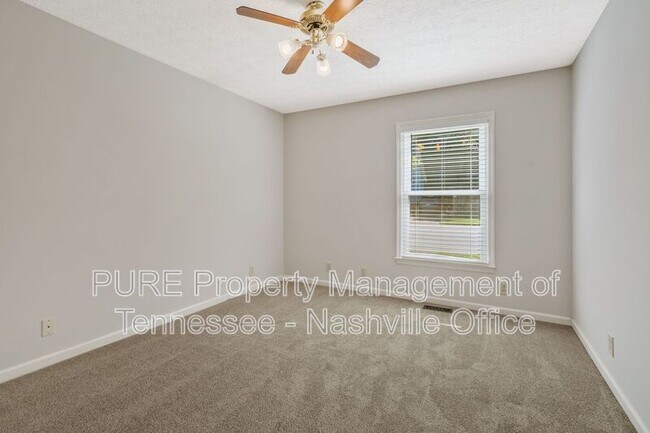 Foto del edificio - 5432 Village Way