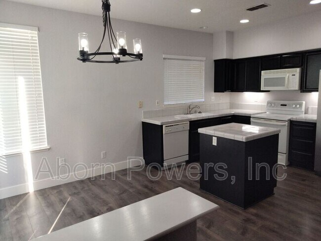 Building Photo - 2185 Winterhaven Cir