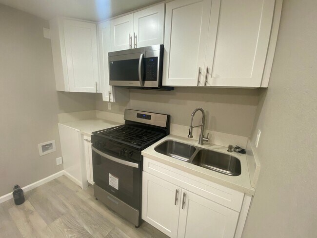 Foto del edificio - 45502 10th St W