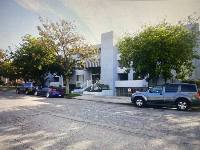 Foto del edificio - 200 W Chestnut St