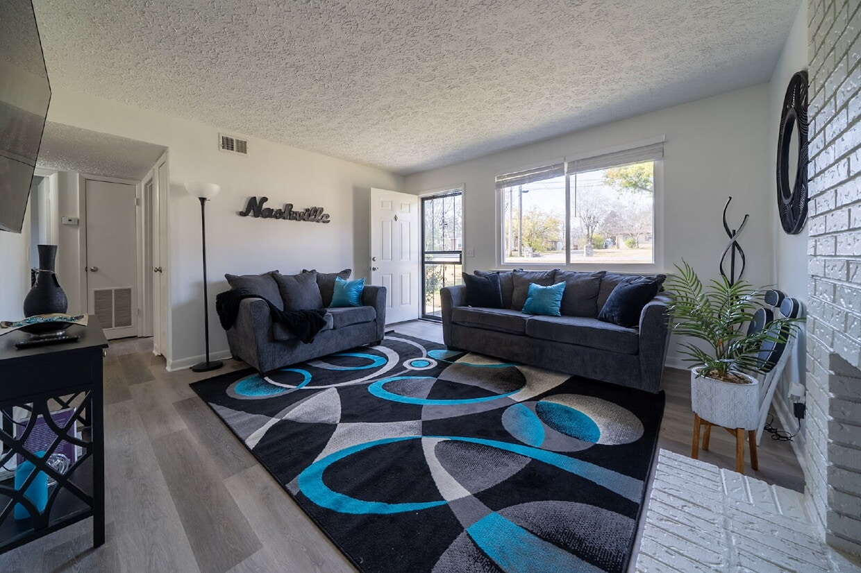 Furnished, remodeled 2BR near Nashville hospitals, all utilities and WiFi included, updated kitch... - Furnished, remodeled 2BR near Nashville hospitals, all utilities and WiFi included, updated kitch...