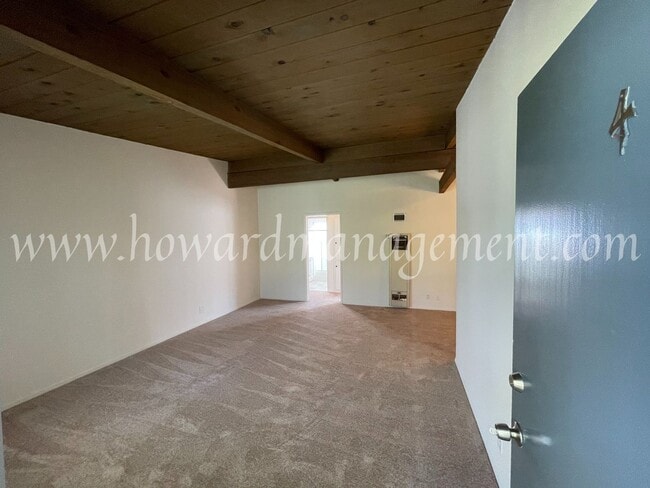 Building Photo - 3646 Vinton Ave