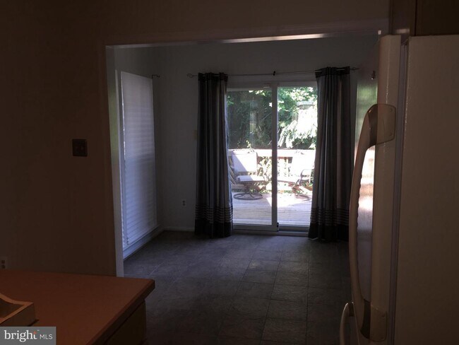 Foto del edificio - 8502 Heathermore Blvd