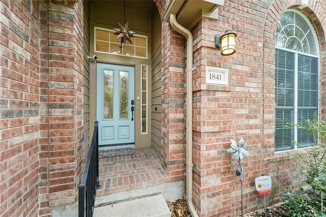 Building Photo - 1841 Montana Sky Dr