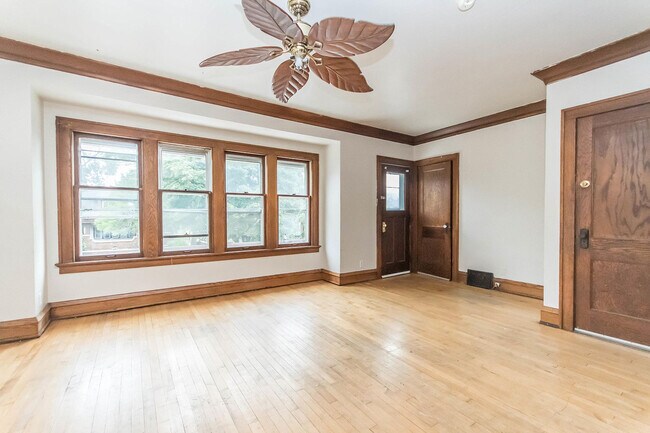 Foto del edificio - 2518 N 49th St