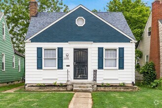 Building Photo - 1295 Wilson Ave