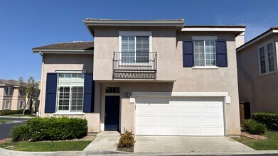 Building Photo - 205 Venetia Way