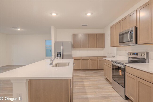 Building Photo - 32463 Weathered Oak Dr