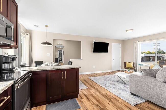 Foto del edificio - 18939 Sharon Ln