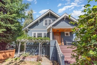 Building Photo - 3026 NW 61st St