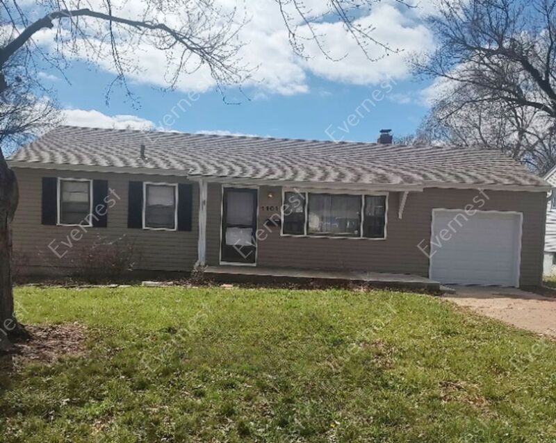 1101 W 25th Terrace, Independence, MO 64052 House Rental in